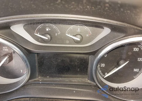 2017 Buick Envision Essence z USA, uszkodzony, nr VIN LRBFXDSA7HD123140